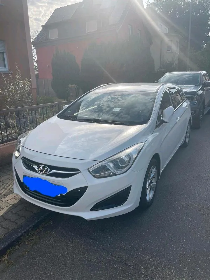 Hyundai I40