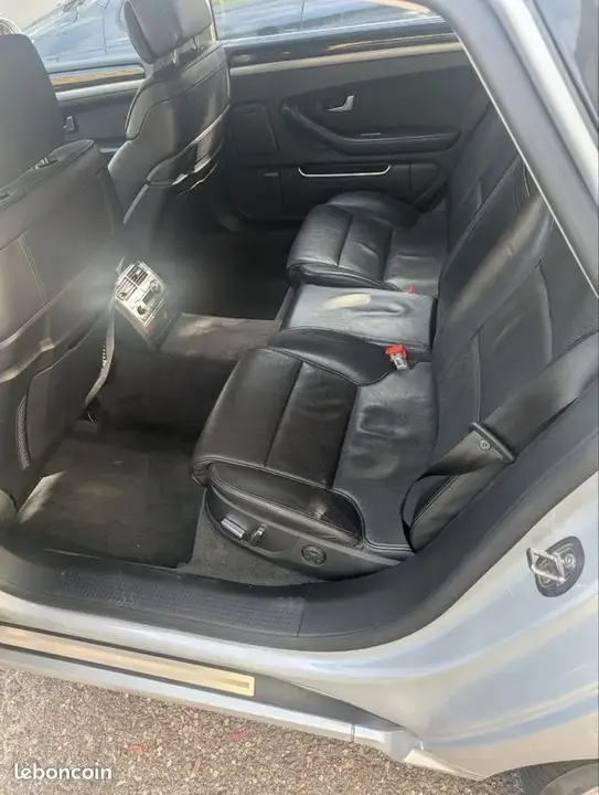 Audi A8 2007 photo 3