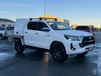 Toyota Hilux 2022 photo 3