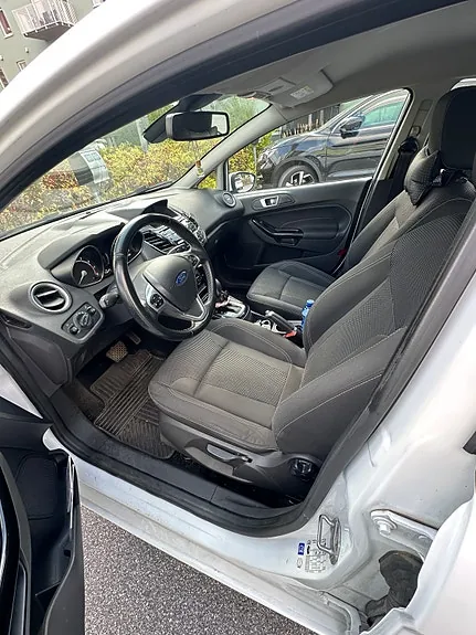 Ford Fiesta 2016 photo 3