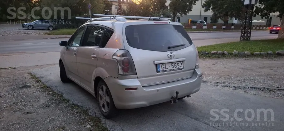 Toyota Corolla Verso 2007 photo 5