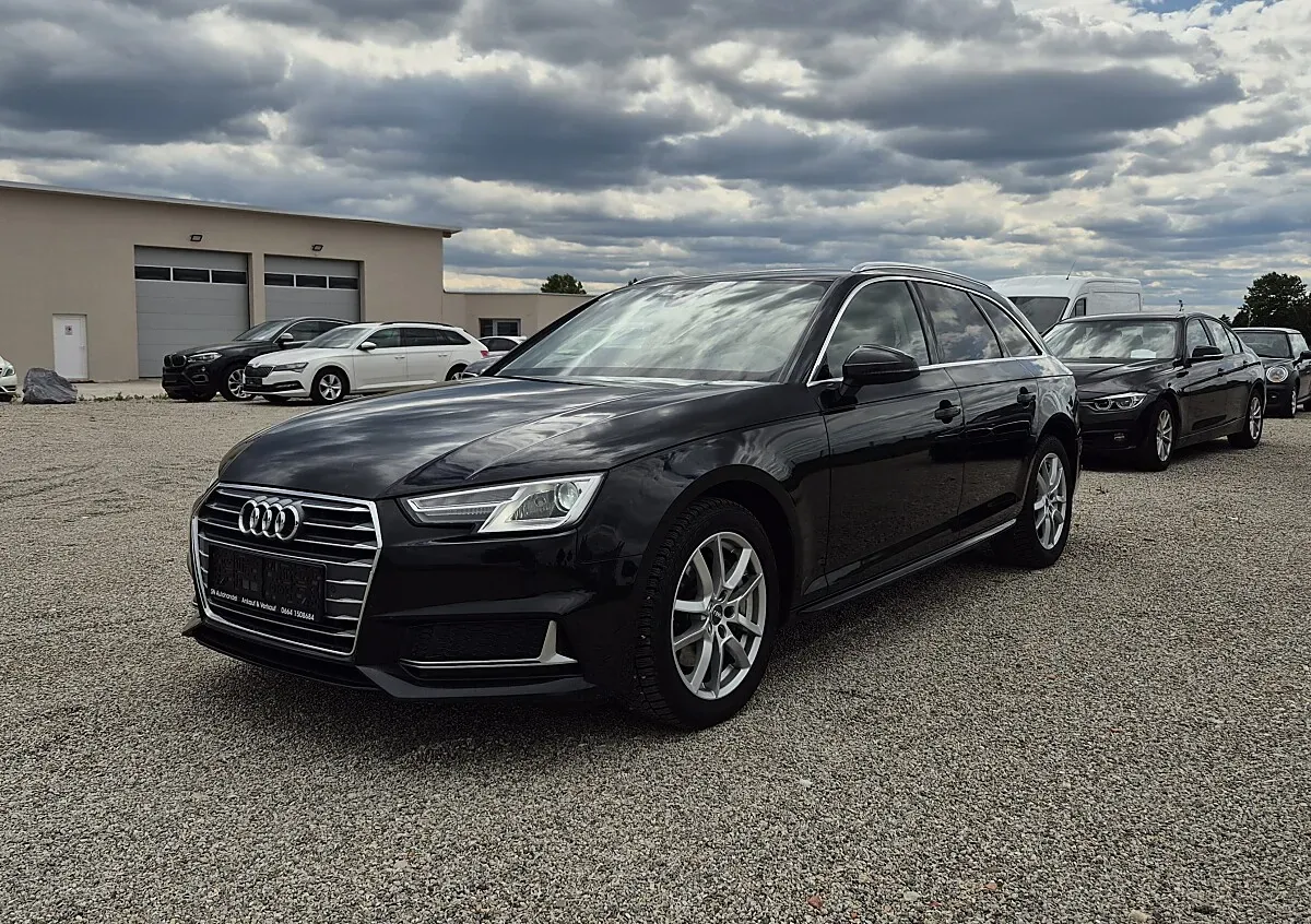 Audi A4 2019 photo 2