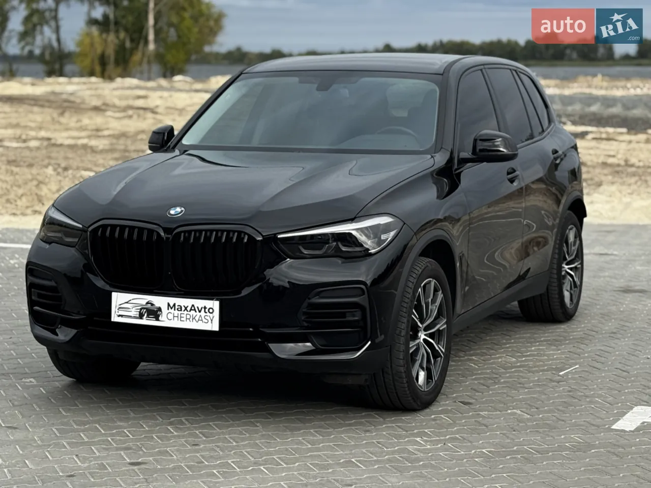 BMW X5 2023 photo 2