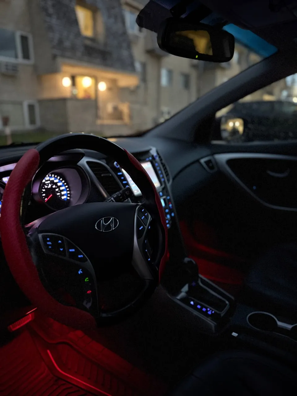 Hyundai Elantra 2014 photo 3