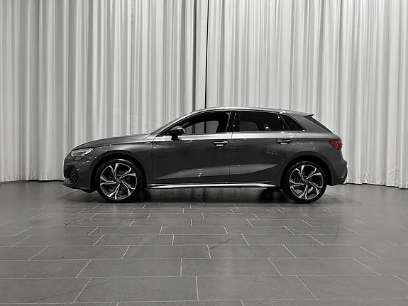Audi A3 2025 photo 2