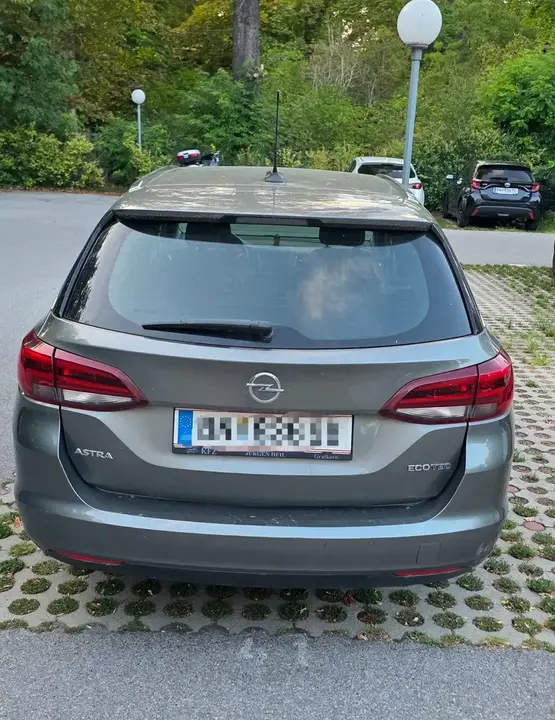 Opel Astra 2018 photo 3