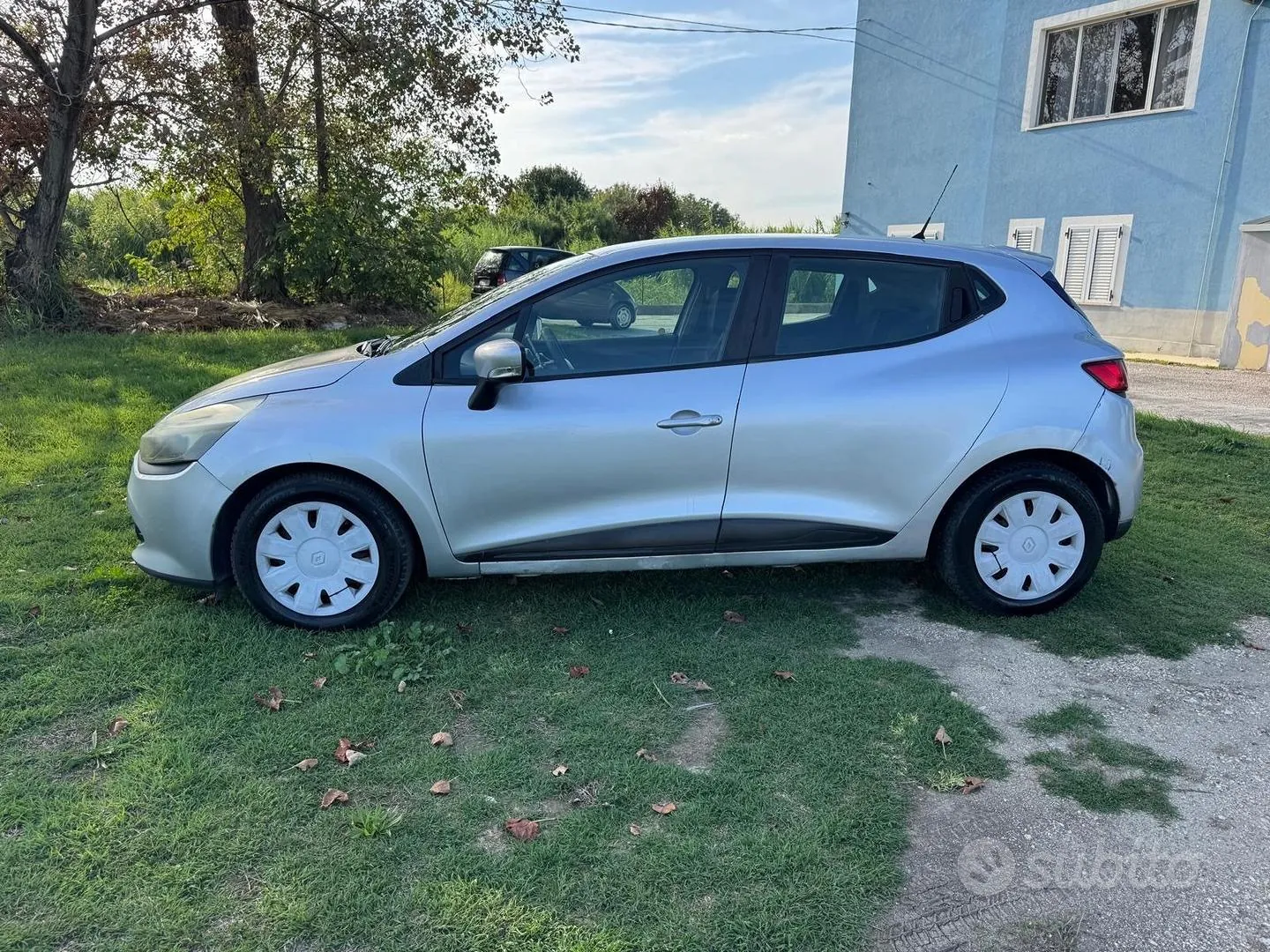 Renault Clio 2015 photo 3
