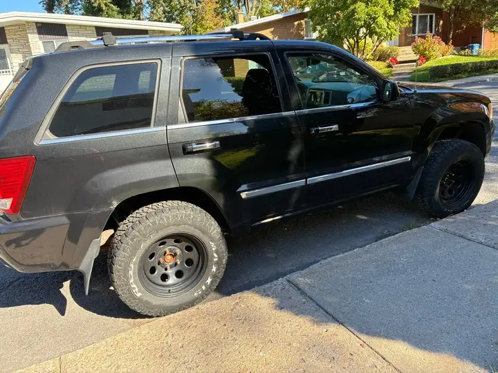 Jeep Grand Cherokee L 2008 photo 2