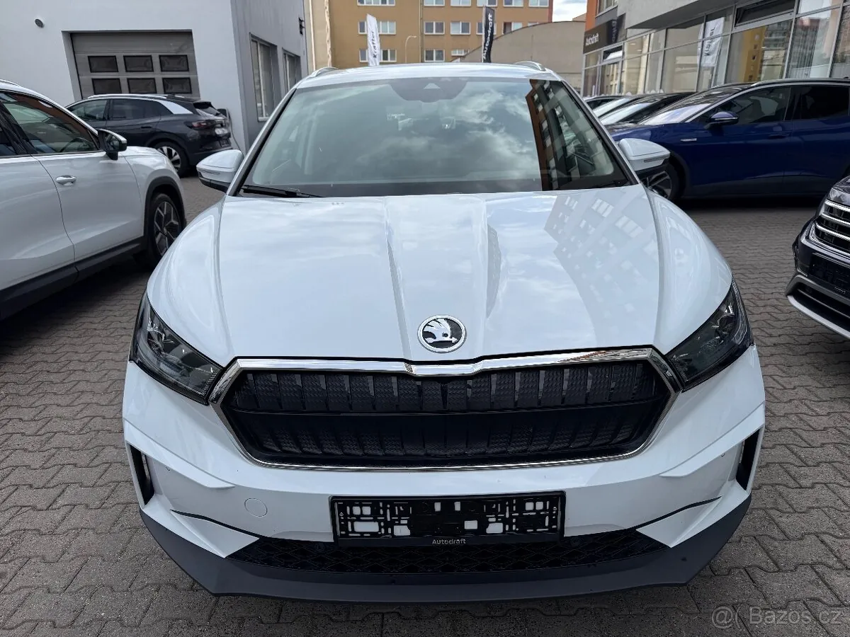 Skoda Enyaq 2022 photo 2