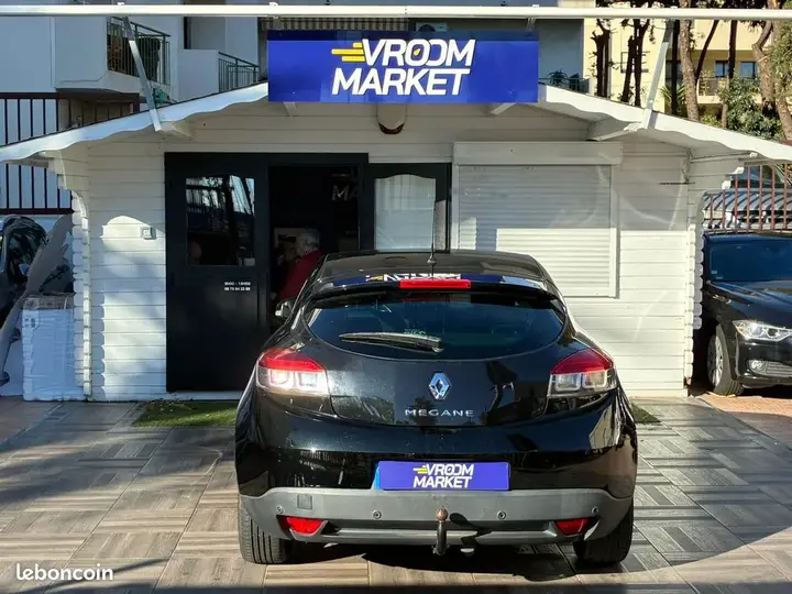 Renault Megane 2015 photo 4