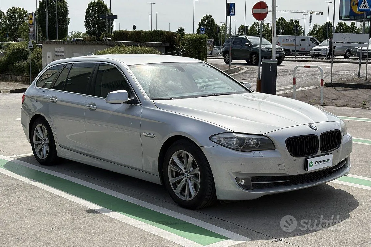 BMW 5 Series 2012 photo 3