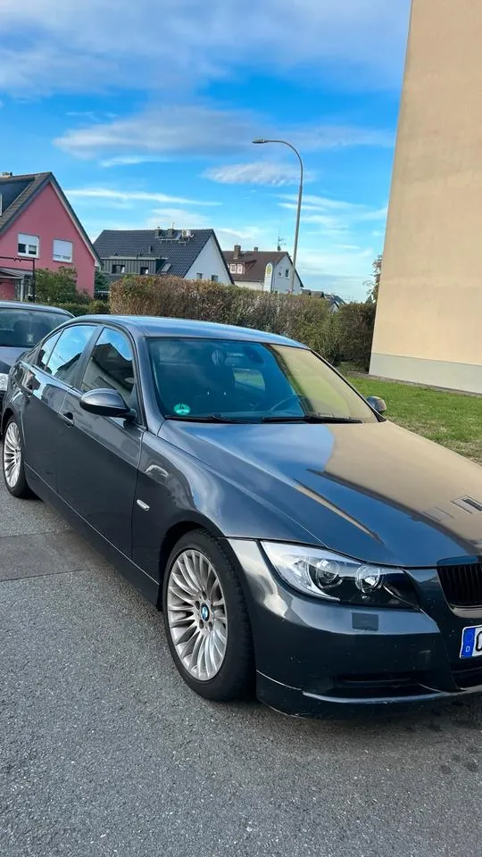BMW 318I