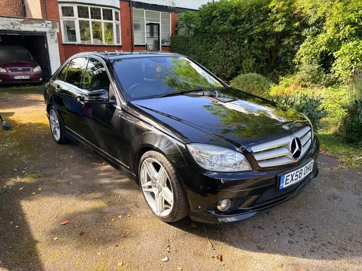 Mercedes-Benz C-Class 2008 photo 2