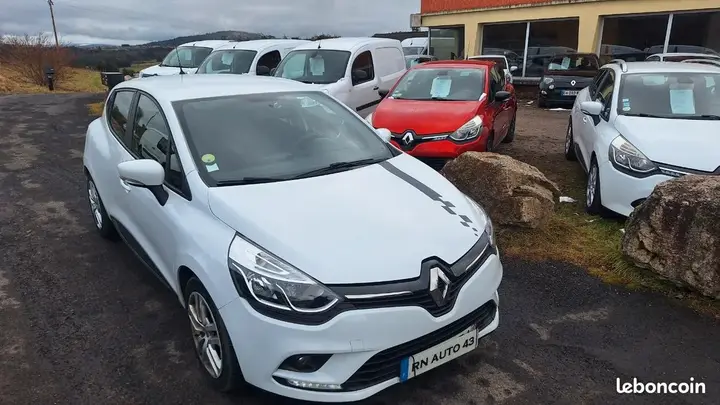 Renault Clio 2019 photo 2
