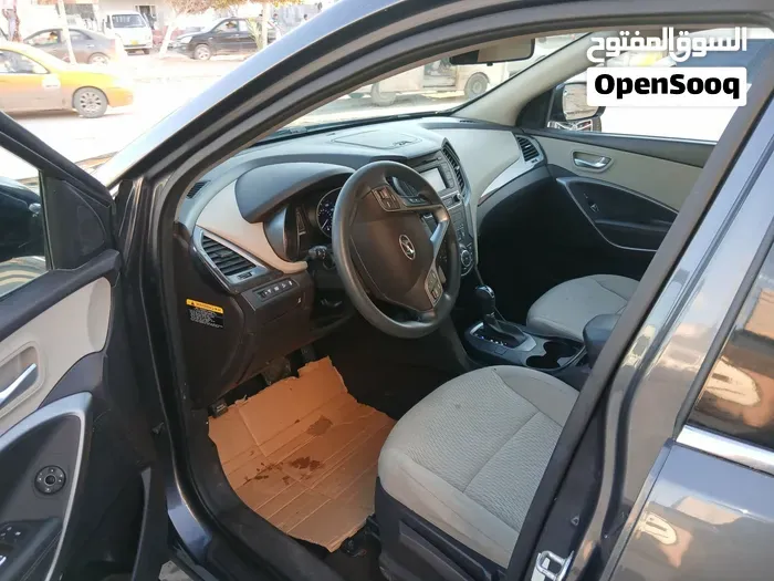 Hyundai Santa Fe 2018 photo 3