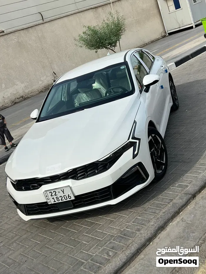 Kia K5
