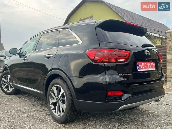 Kia Sorento 2019 photo 2