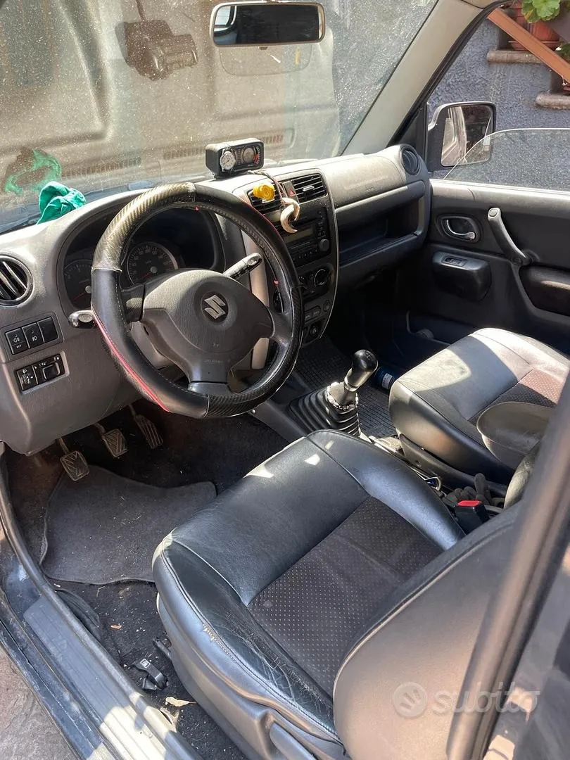 Suzuki Jimny 2006 photo 4
