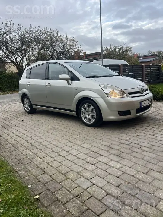 Toyota Corolla Verso 2007 photo 3