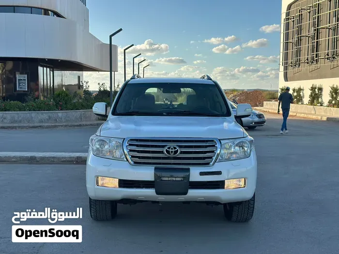 Toyota Land Cruiser 2010 photo 4