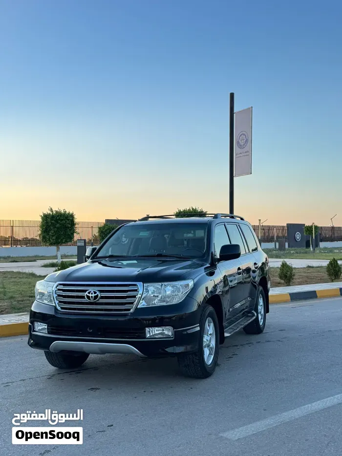 Toyota Land Cruiser 2010 photo 5