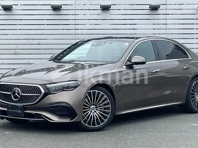 Mercedes-Benz E300