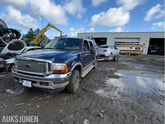 Ford Excursion 2002 photo 5