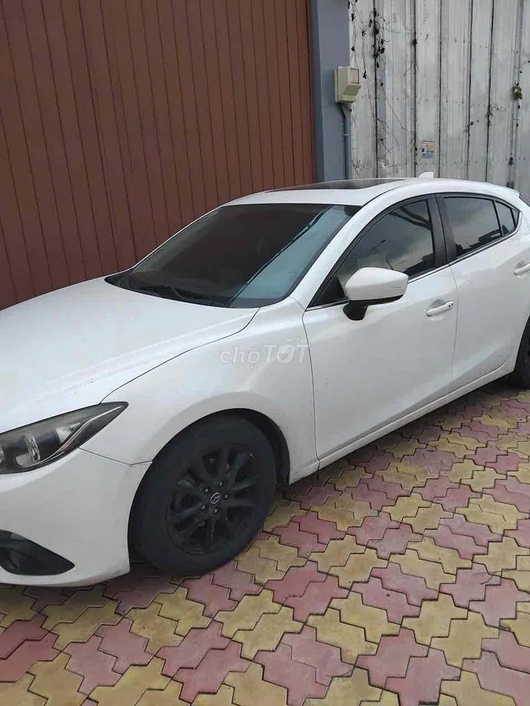 Mazda 3 2016 photo 3