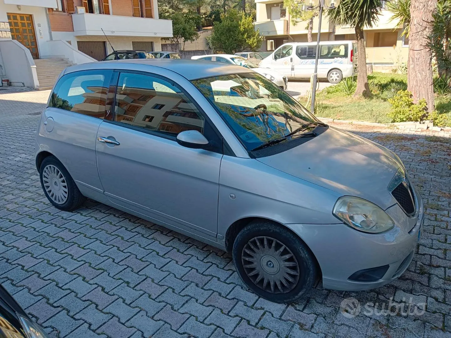 Lancia Ypsilon 2008 photo 2