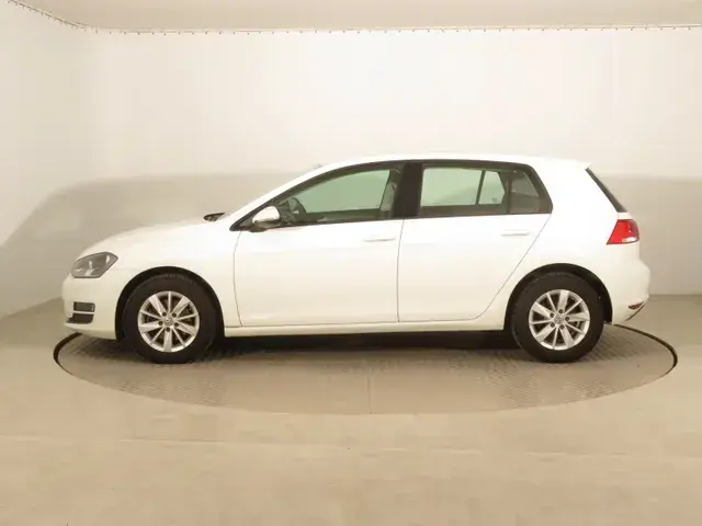 Volkswagen Golf 2014 photo 2