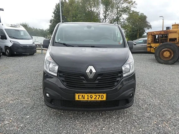 Renault Trafic 2015 photo 2