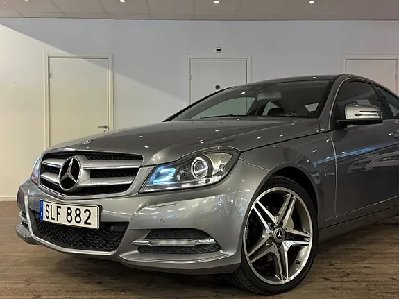Mercedes-Benz C220 2012 photo 3