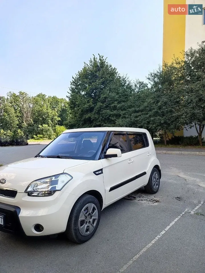 Kia Soul 2011 photo 2
