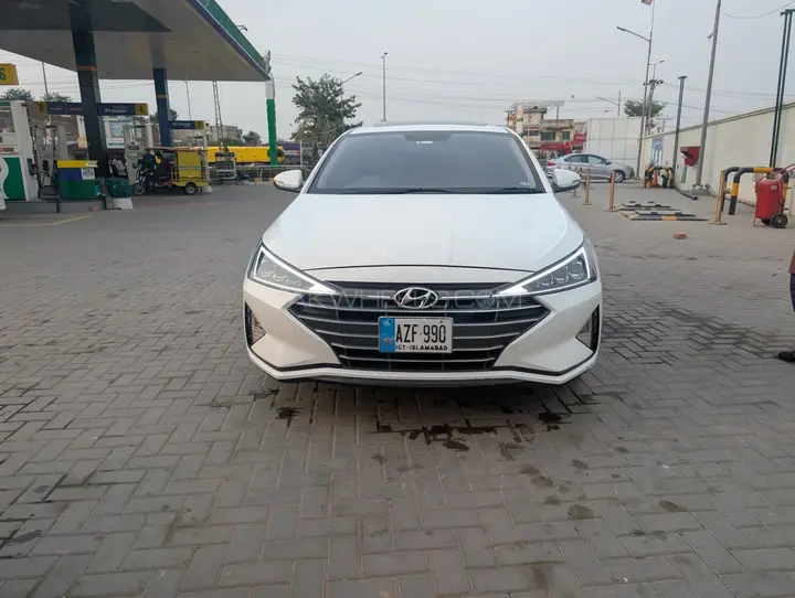 Hyundai Elantra
