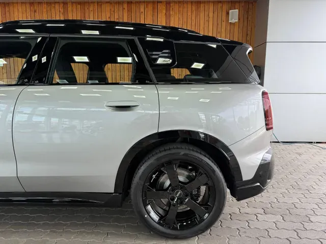Mini Countryman 2025 photo 3