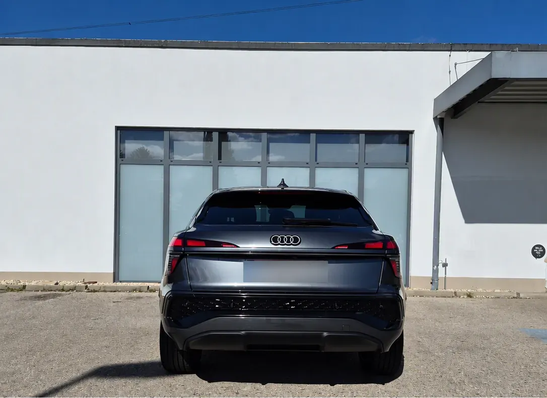 Audi Q3 2026 photo 2