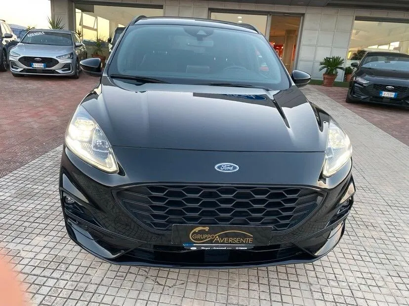 Ford Kuga 2022 photo 2