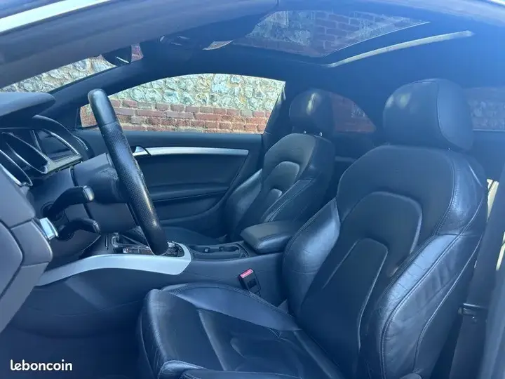 Audi A5 2009 photo 3