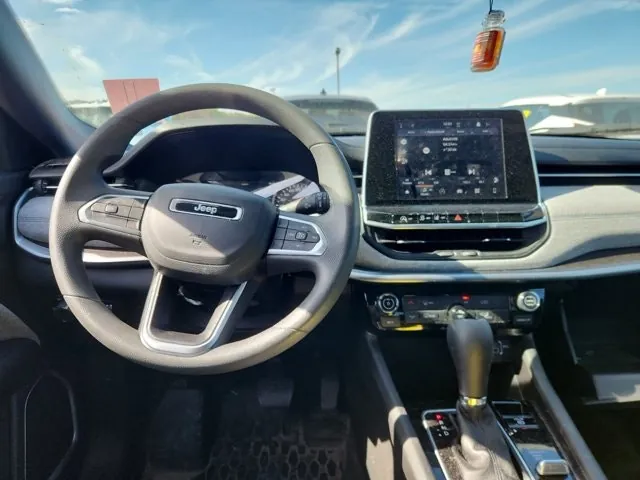 Jeep Compass 2025 photo 3