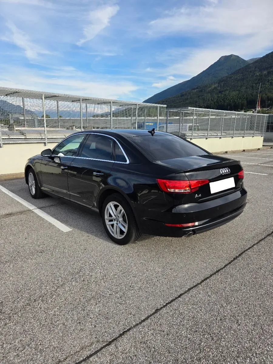 Audi A4 2016 photo 3