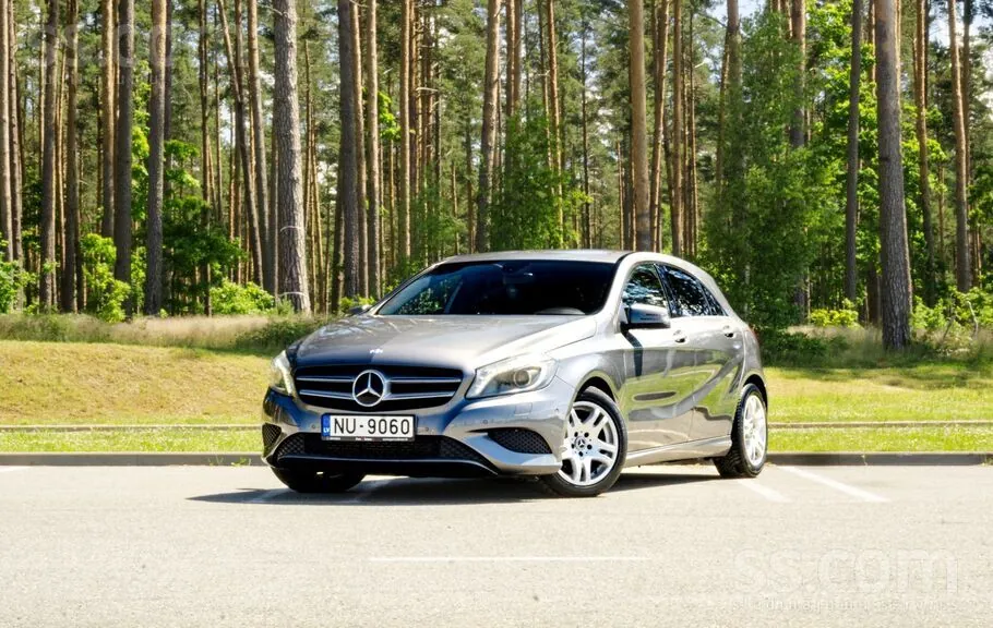 Mercedes-Benz A180