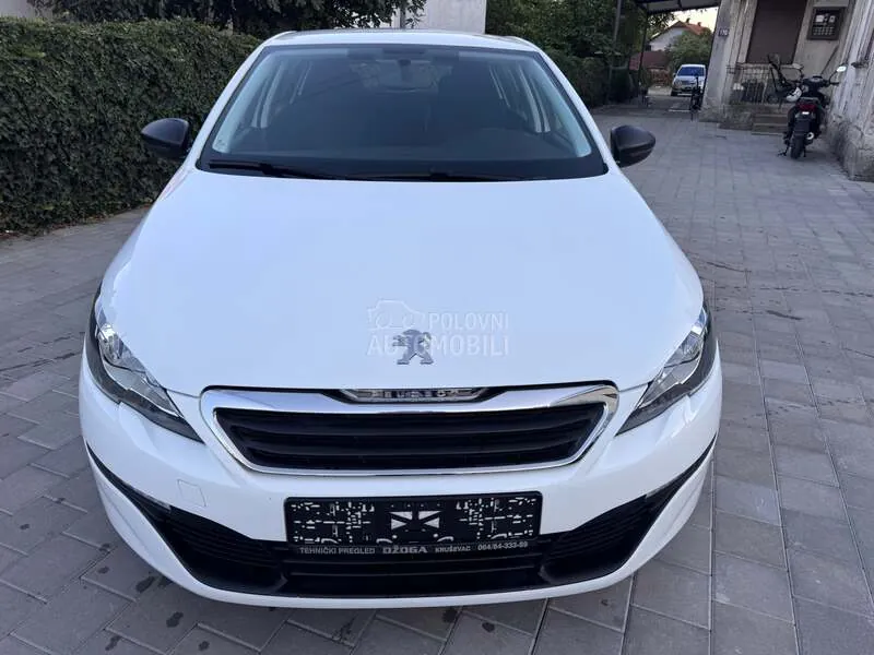 Peugeot 308 2014 photo 2
