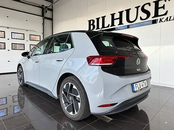 Volkswagen Id.3 2021 photo 2