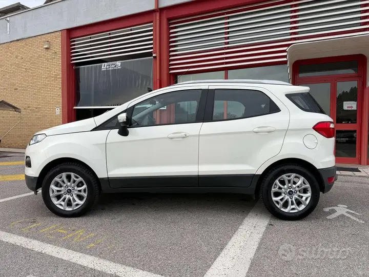Ford Ecosport 2015 photo 3