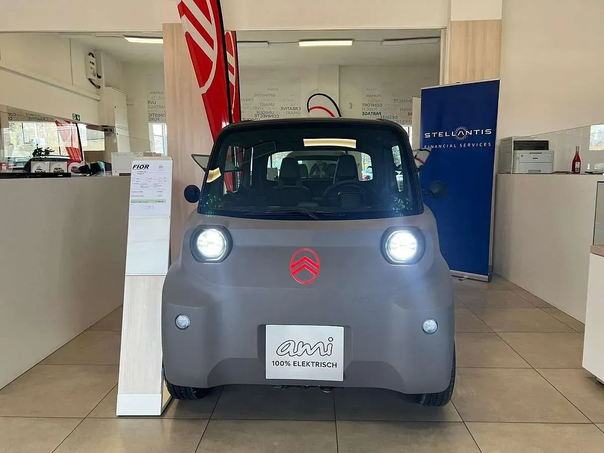 Citroen Ami photo 2