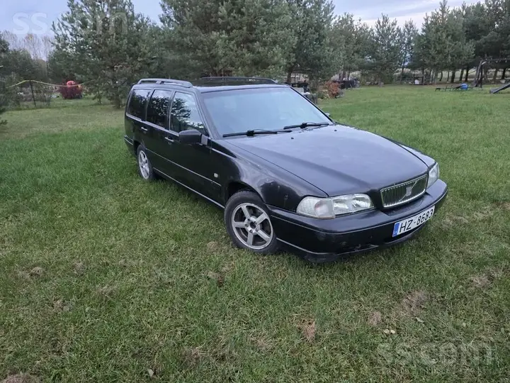 Volvo V70 2000 photo 3