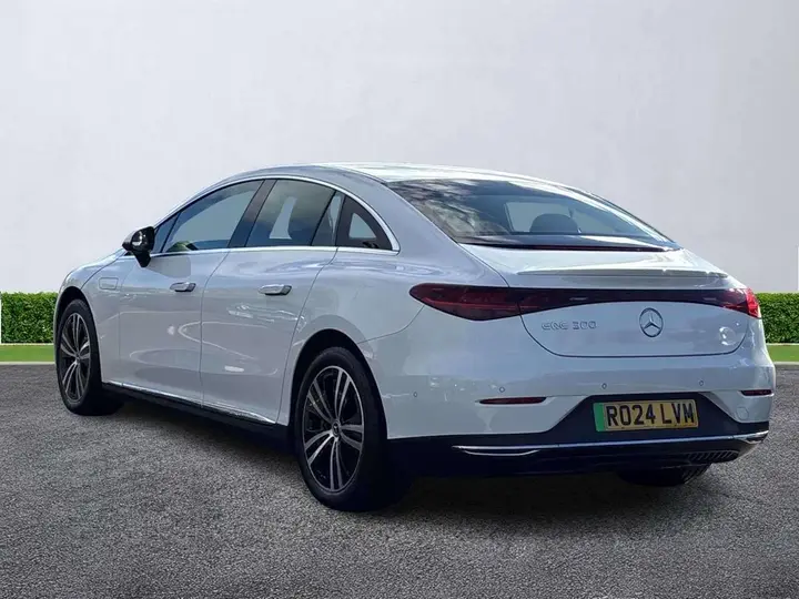 Mercedes-Benz Eqe 2024 photo 2