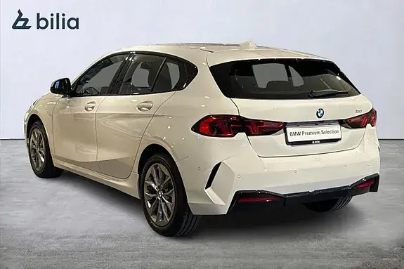 BMW 120 2026 photo 2