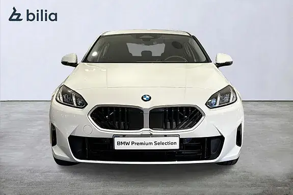 BMW 120 2026 photo 5