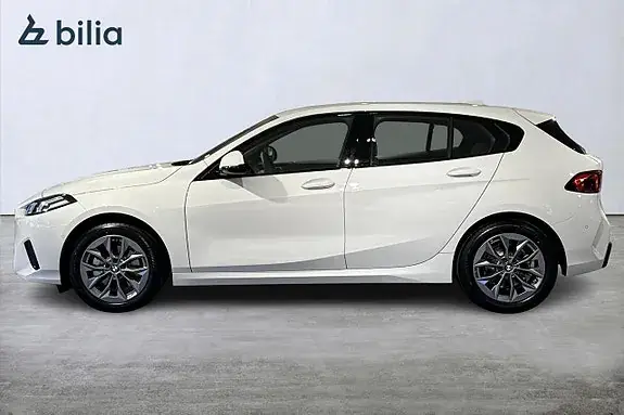 BMW 120 2026 photo 3